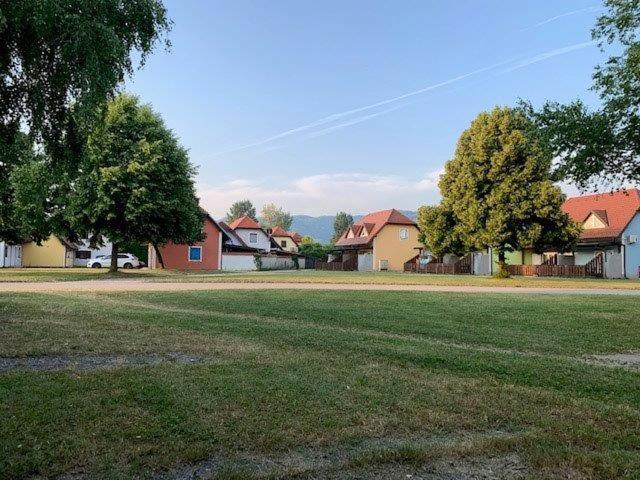 Ferienwohnung Apartma Ziva Hiska 92 Catez ob Savi Exterior foto