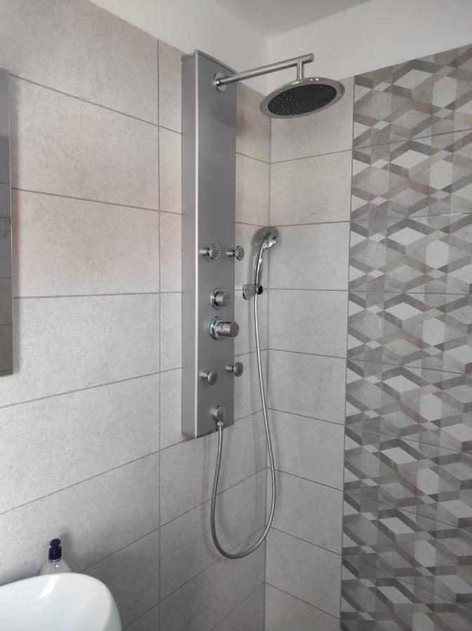 Ferienwohnung Apartma Ziva Hiska 92 Catez ob Savi Exterior foto